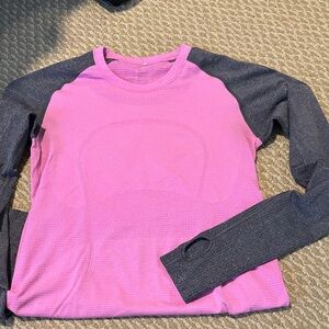 Lululemon swiftly long sleeve with thumb holes